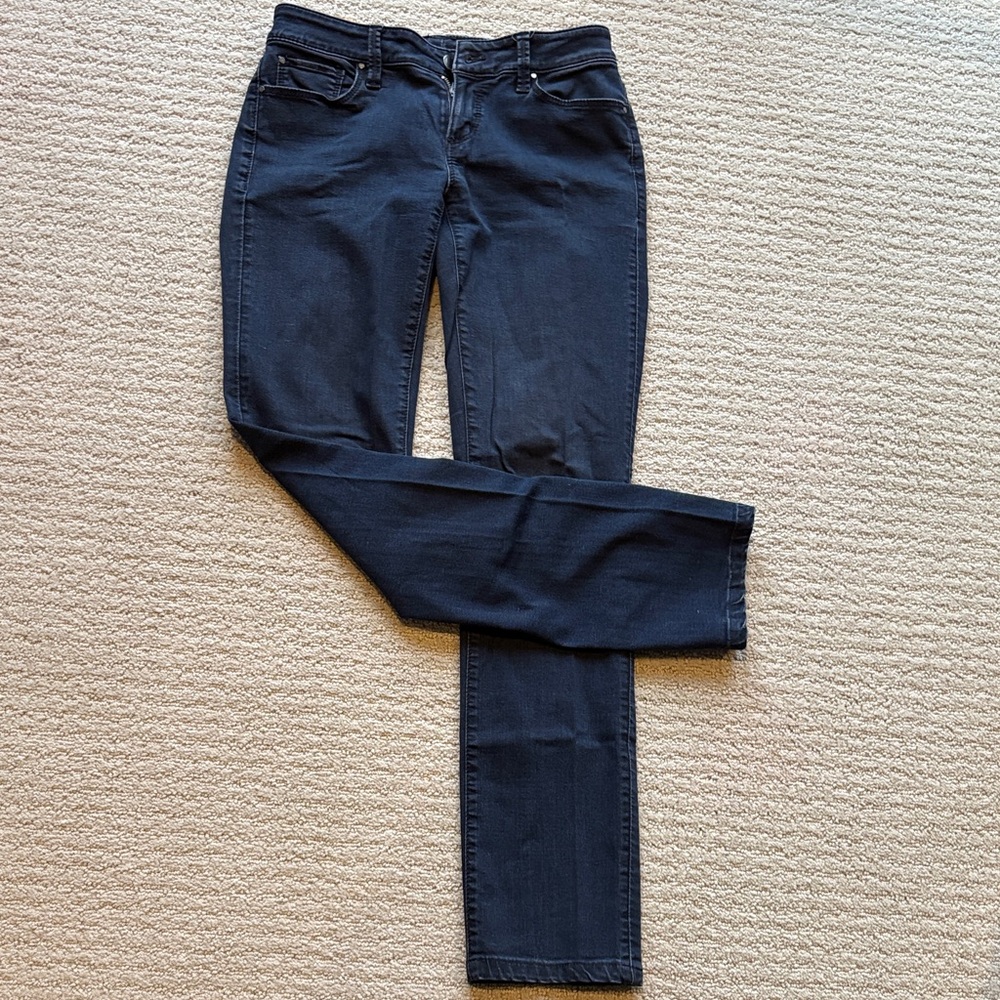 Ann Taylor Women's Dark Blue Straight Leg Jeans